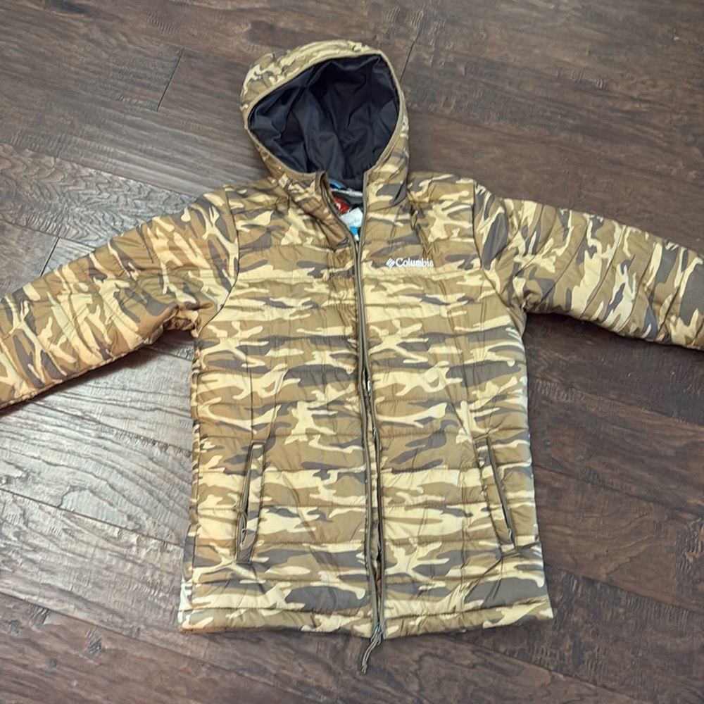 EXCELLENT CONDITION COLUMBIA WINTER JACKET